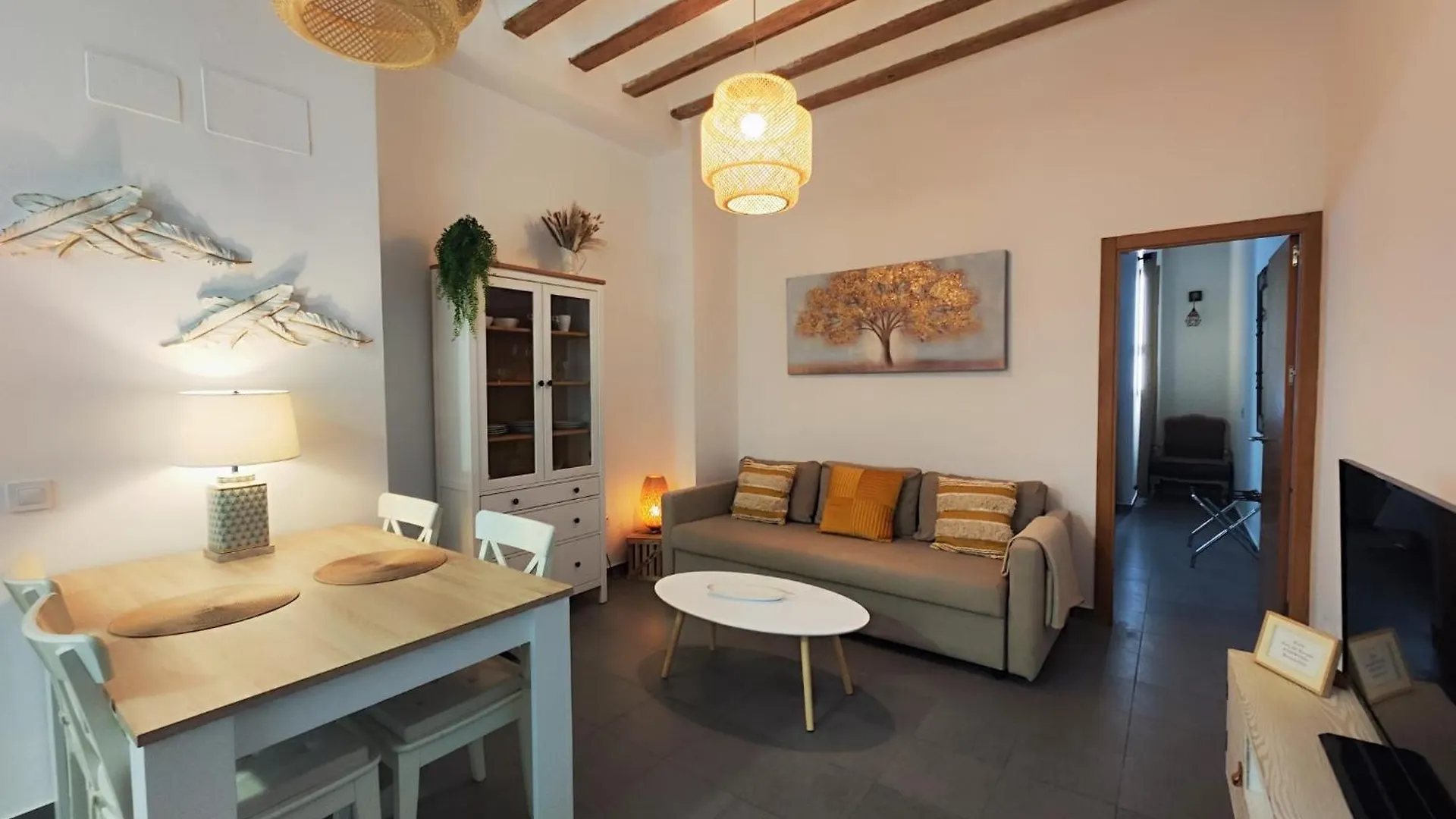 Suite Del Mercado Little Apartments location